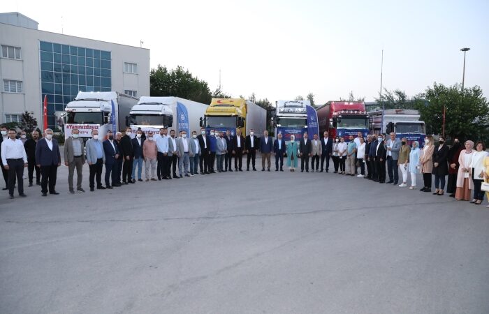 Bursa Büyükşehir Belediyesi'nin koordinasyonunda hazırlanan küçükbaş hayvan, gıda ve ihtiyaç