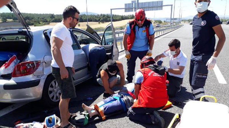 Korkunç kaza: 1 ölü, 7 yaralı Korkunç kaza: 1 ölü, 7 yaralı