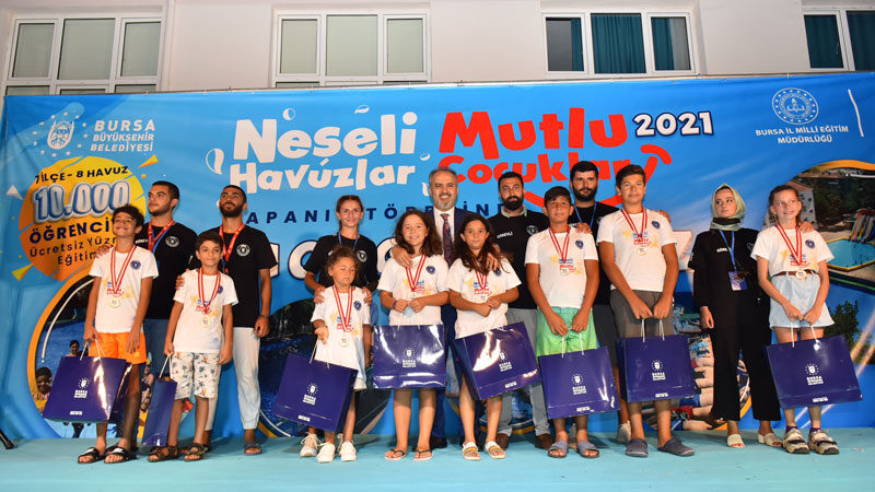Gençlik ve Spor Bakanlığı tarafından hayata geçirilen Yüzme Bilmeyen Kalmasın