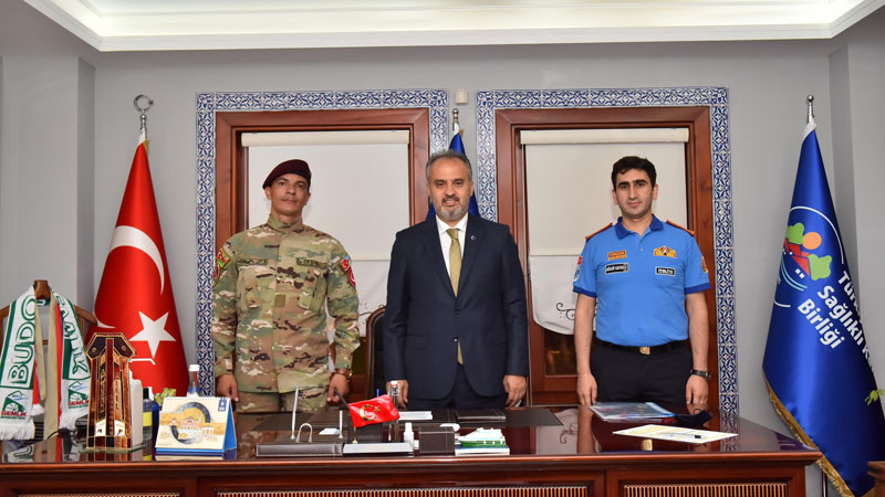 Kardeş itfaiyeciler ülkelerine dönüyor Kardeş itfaiyeciler ülkelerine dönüyor