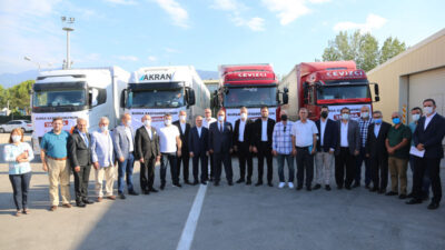 Bursa’dan sel bölgesine yardım