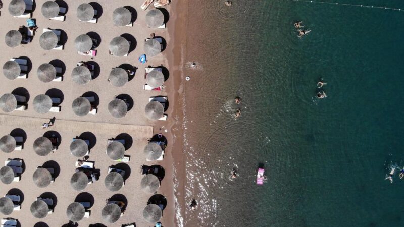 Türkiye’ye en çok turist gönderen ülkelerden Rusya, Almanya ve İngiltere’de