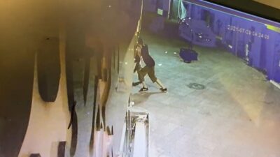 Bursa’da esnafın kâbusu oldular! O anlar kamerada