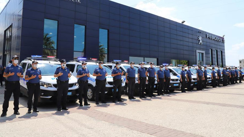 Bursa Emniyet Müdürlüğü araç filosunu güçlendirdi Bursa Emniyet Müdürlüğü araç filosunu güçlendirdi