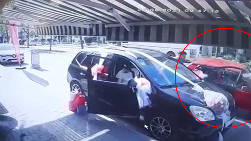 Bursa’da dehşet anları! Ortalığı birbirine kattı Bursa’da dehşet anları! Ortalığı birbirine kattı