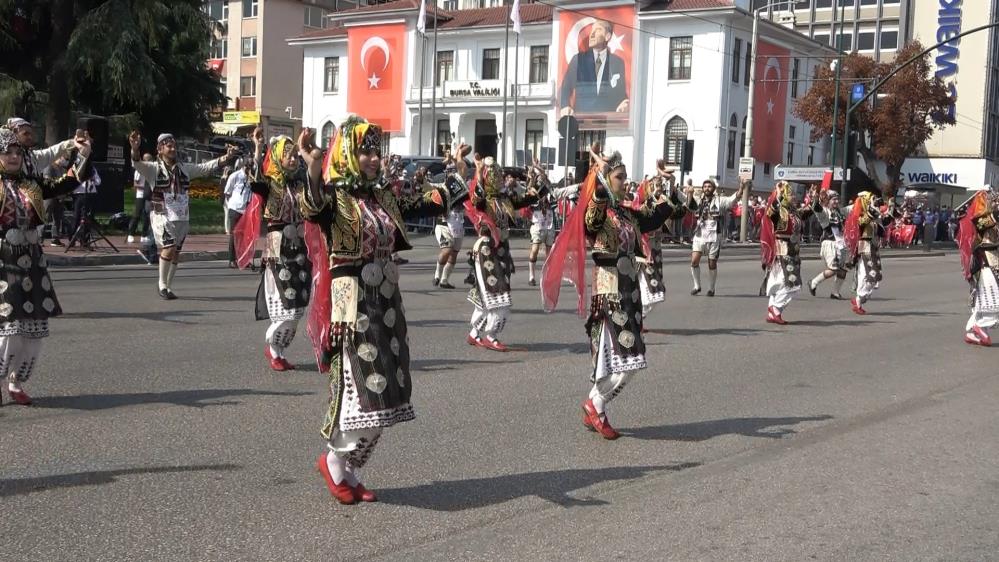 Bursa’da Zafer Bayramı coşkusu Bursa’da Zafer Bayramı coşkusu