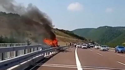 Bursa’da korkunç kaza! Yanmaktan son anda kurtuldular