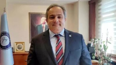 Bilim Kurulu üyesi İlhan: Vakaların daha fazla artmamasının temel nedeni aşı