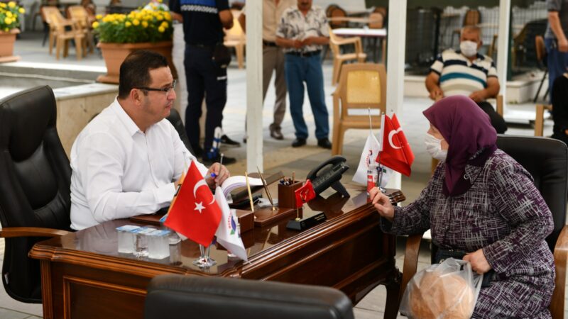 Dünyanın en büyük makam odası Bursa'da vatandaşlarla iletişim için yalnızca randevu, bürokrasi ve kapıyı değil