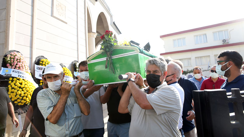Usta oyuncu son yolculuğuna uğurlandı