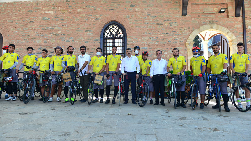 ‘Huzur Yolcuları’ Başkan Yılmaz ile buluştu ‘Huzur Yolcuları’ Başkan Yılmaz ile buluştu