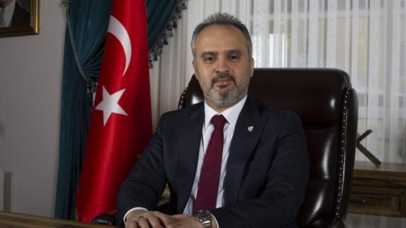 Bursa Büyükşehir Belediye Başkanı Alinur Aktaş'ın sosyal medya hesabından paylaştığı