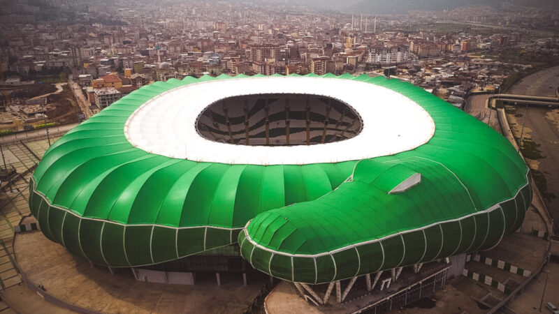 Bursaspor stadyumun yeni ismini açıkladı! Bursaspor 2. Başkanı Emin Adanur, bir yıllığına 675 bin Euro'ya