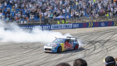 Bursa’da nefes kesen drift şov!