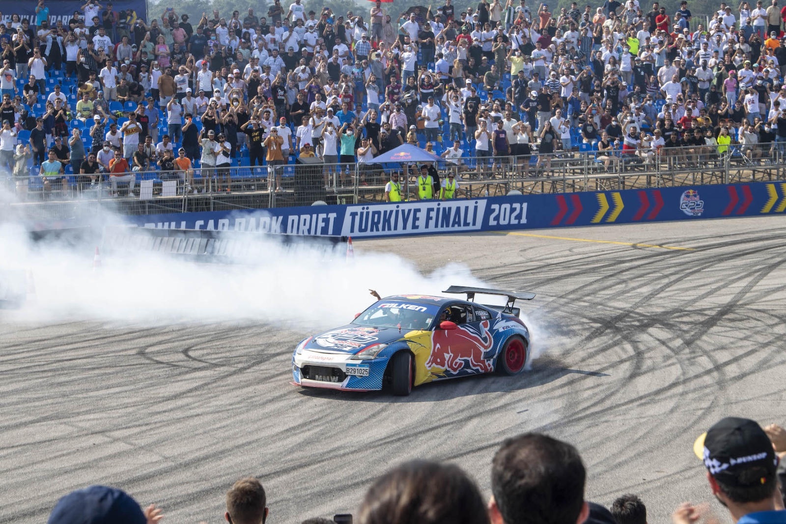 Bursa’da nefes kesen drift şov! Bursa’da nefes kesen drift şov!