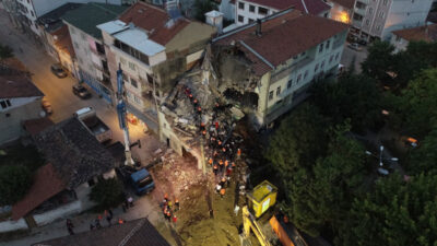 Bursa’da bu binayı niye yıktılar? Türkiye’de bir ilk…