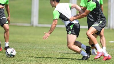 Bursaspor’da hazırlıklar sabah antrenmanıyla devam etti