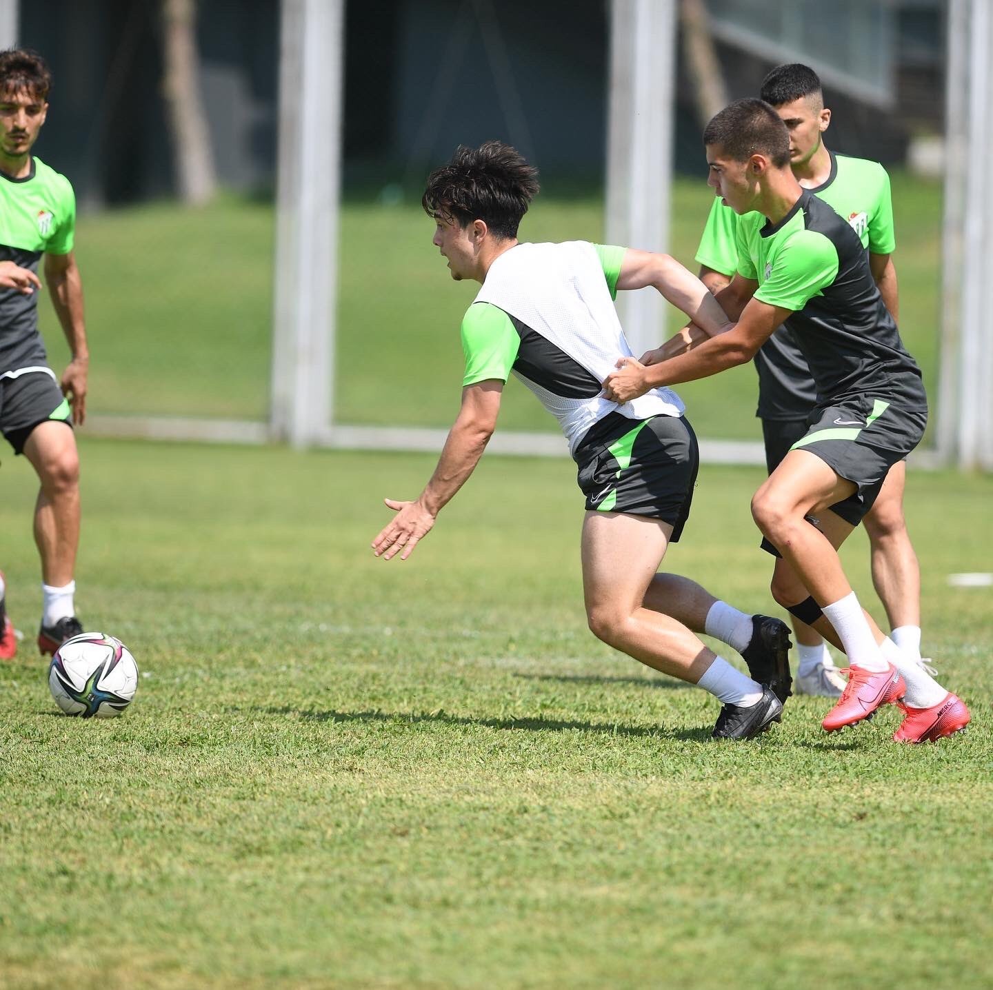 Bursaspor’da hazırlıklar sabah antrenmanıyla devam etti