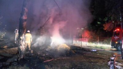 Gece yarısı büyük panik! Bursa’da eş zamanlı yangınlar