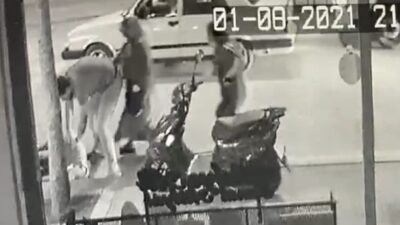 Bursa’da devrilip sürüklenen motosikletin sürücüsü ve oğlu yaralandı