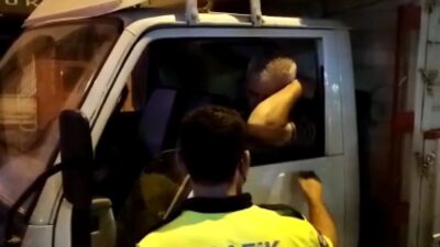 Bursa’da direksiyon başında sızdı! Bakın ne ceza verildi?