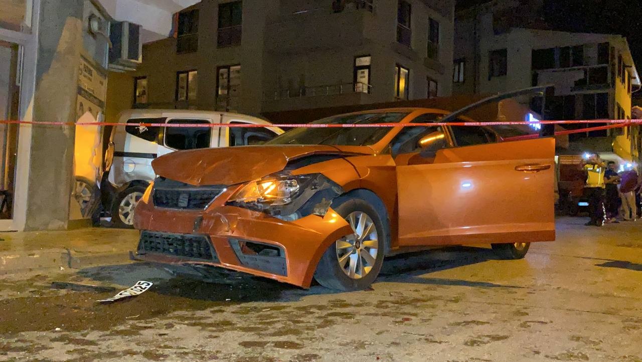 Bursa’da feci kaza! Dükkanın önünde otururken… Bursa’da feci kaza! Dükkanın önünde otururken…