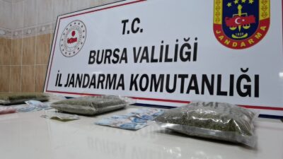 Yer: Bursa… Durdurulan araçta ele geçirildi! 5 gözaltı