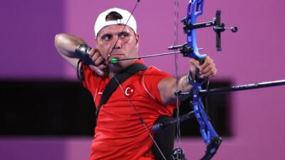 Okçulukta gümüş madalya Nihat Türkmenoğlu’nun