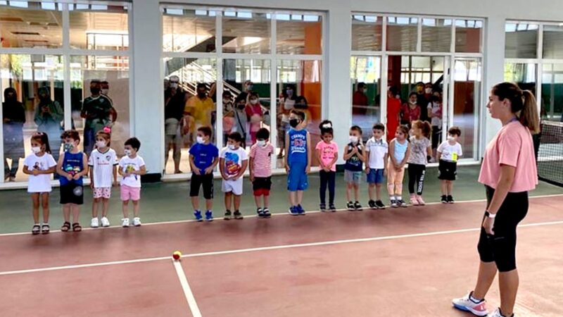 Tenis branşına yeni yetenekler kazandırmak amacıyla altyapı seçmeleri düzenleyen Osmangazi