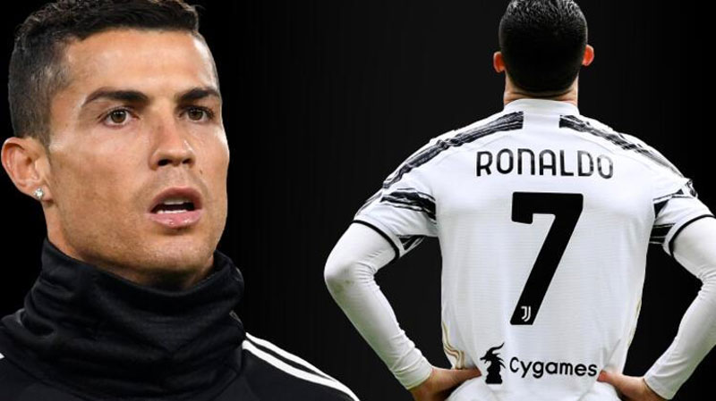 Ronaldo Premier Lig’e dönüyor! Takım arkadaşlarıyla vedalaştı
