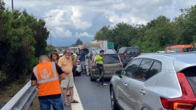 TEM’de 15 araç birbirine girdi!