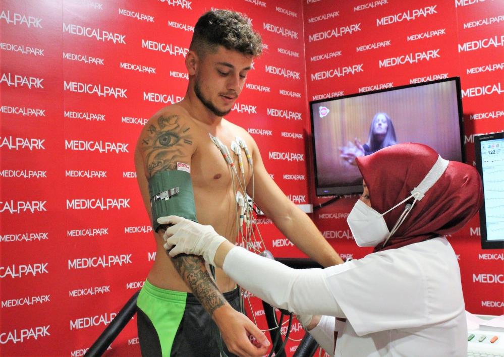 Timsah testten geçti!