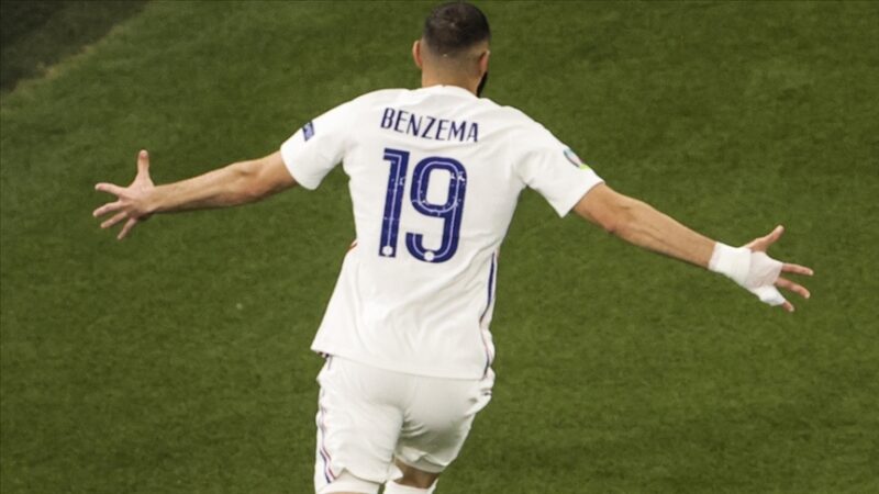 İspanya Birinci Futbol Ligi (La Liga) ekiplerinden Real Madrid, Fransız