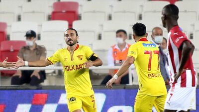 Halil Akbunar A Milli Futbol Takımı’nın aday kadrosundan çıkarıldı