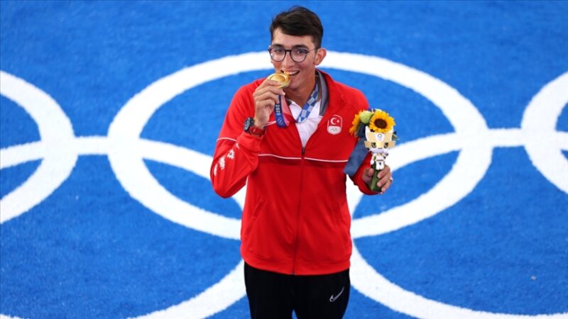 2020 Tokyo Olimpiyat Oyunları'nda Türkiye'yi temsil eden genç sporcular aldıkları