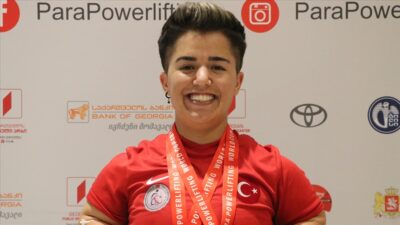 Besra Duman’dan bronz madalya