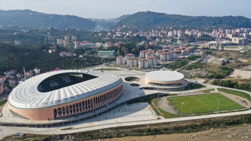 Türk futbolunun en üst seviye organizasyonu olan Süper Lig'de 64.