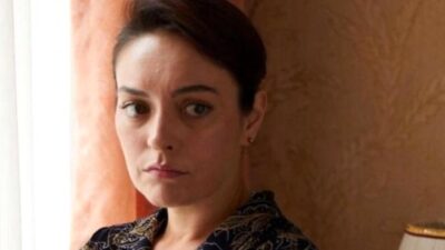 Ezgi Mola acı haberi sosyal medyadan duyurdu