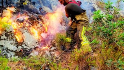Bursa’dan yangın bölgesine takviye sürüyor