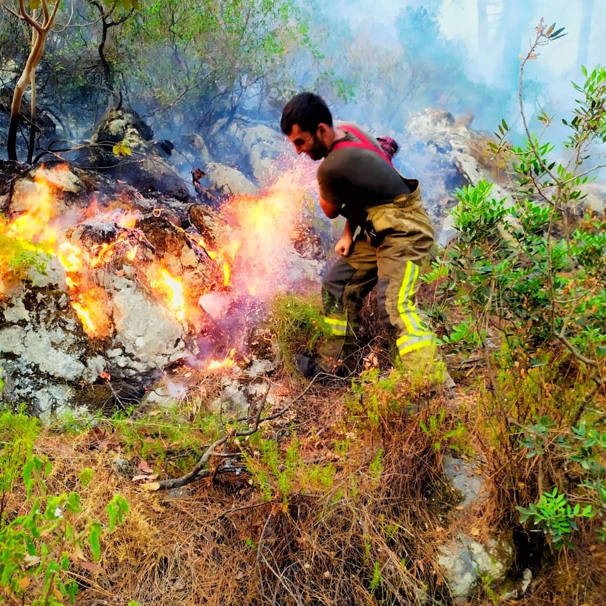 Bursa’dan yangın bölgesine takviye sürüyor