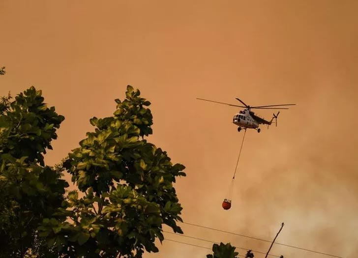 Yangın söndürme helikopteri düştü mü? Flaş açıklama Yangın söndürme helikopteri düştü mü? Flaş açıklama