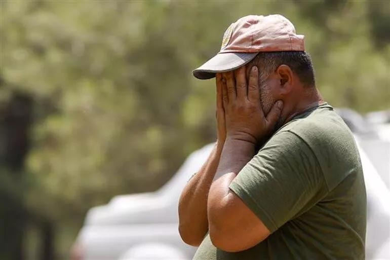 Manavgat’ta alevlerin ortasında kalan işçilerin telsizde söyledikleri ağlattı Manavgat’ta alevlerin ortasında kalan işçilerin telsizde söyledikleri ağlattı