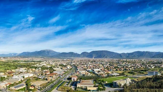 CHP Buldan İlçe Başkanı ve 9 yönetim kurulu üyesi istifa etti