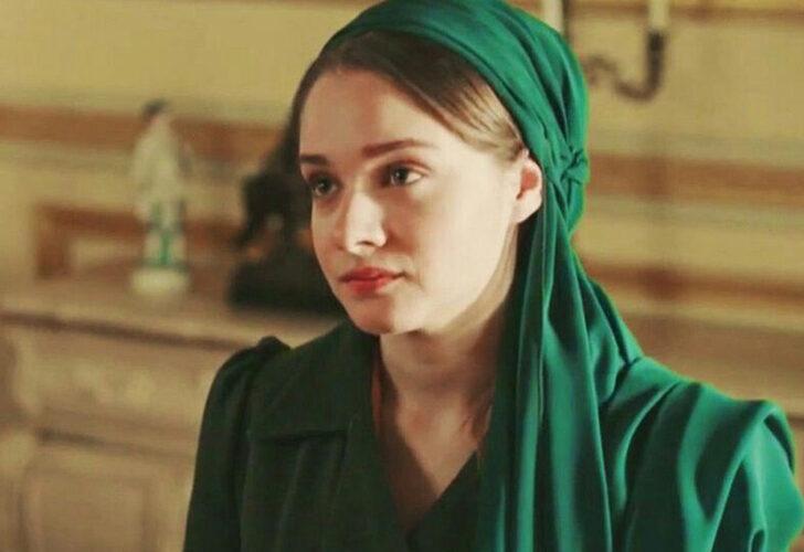 Miray Daner ablasıyla tatil yaptı! Pozlarına beğeni yağdı