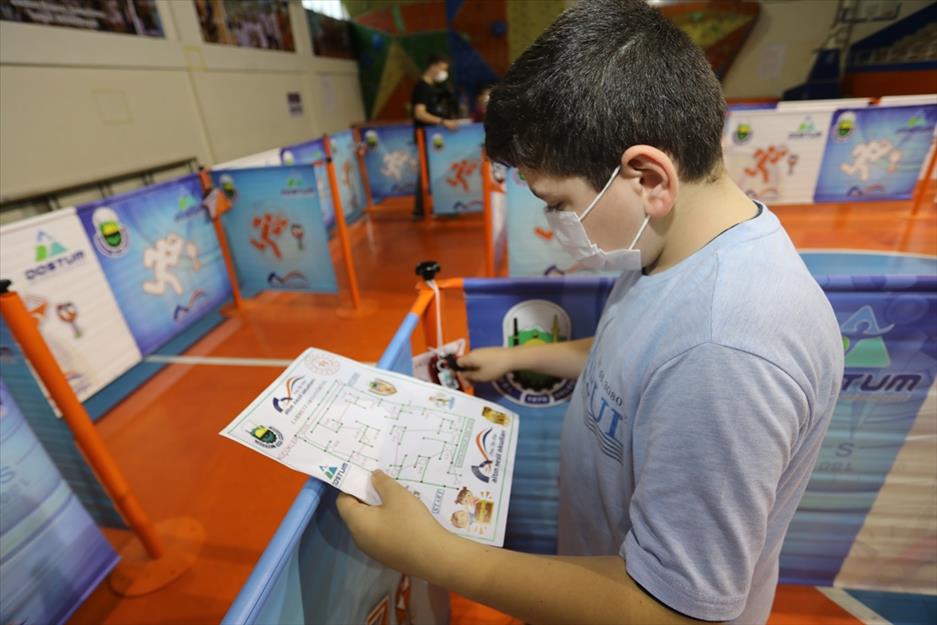 Avrupa Hareketlilik Haftası oryantiring ile devam etti Avrupa Hareketlilik Haftası oryantiring ile devam etti