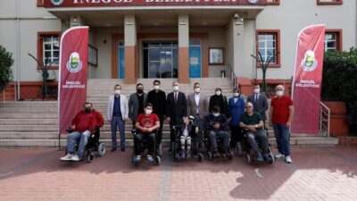 İnegöl’de mavi kapaklar 5 engelli vatandaşa umut oldu