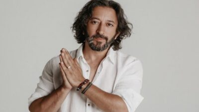 Bursalı ünlü şarkıcının acı günü!