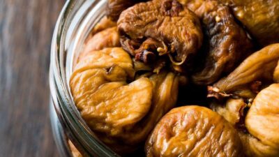 1 gün boyunca zeytinyağında bekletip yerseniz…