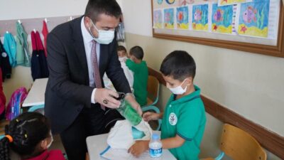 Kestel Belediyesi’nden 4 bin 500 öğrenciye kırtasiye desteği