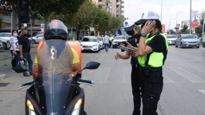 Bursa Polisi motosiklet sürücülerini denetledi